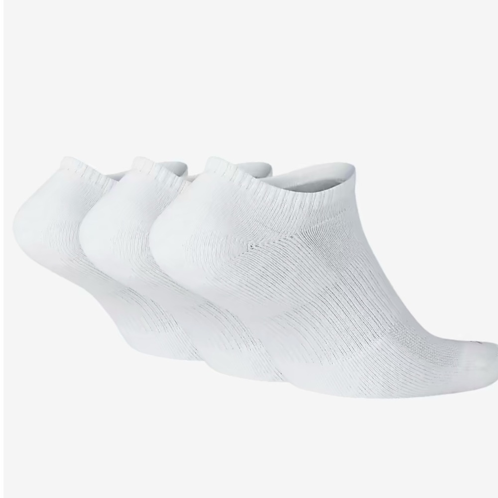 NIKE Training No-Show Socks (3 Pairs)
Nike Everyday Plus Cushion
NWT - Picture 2 of 5